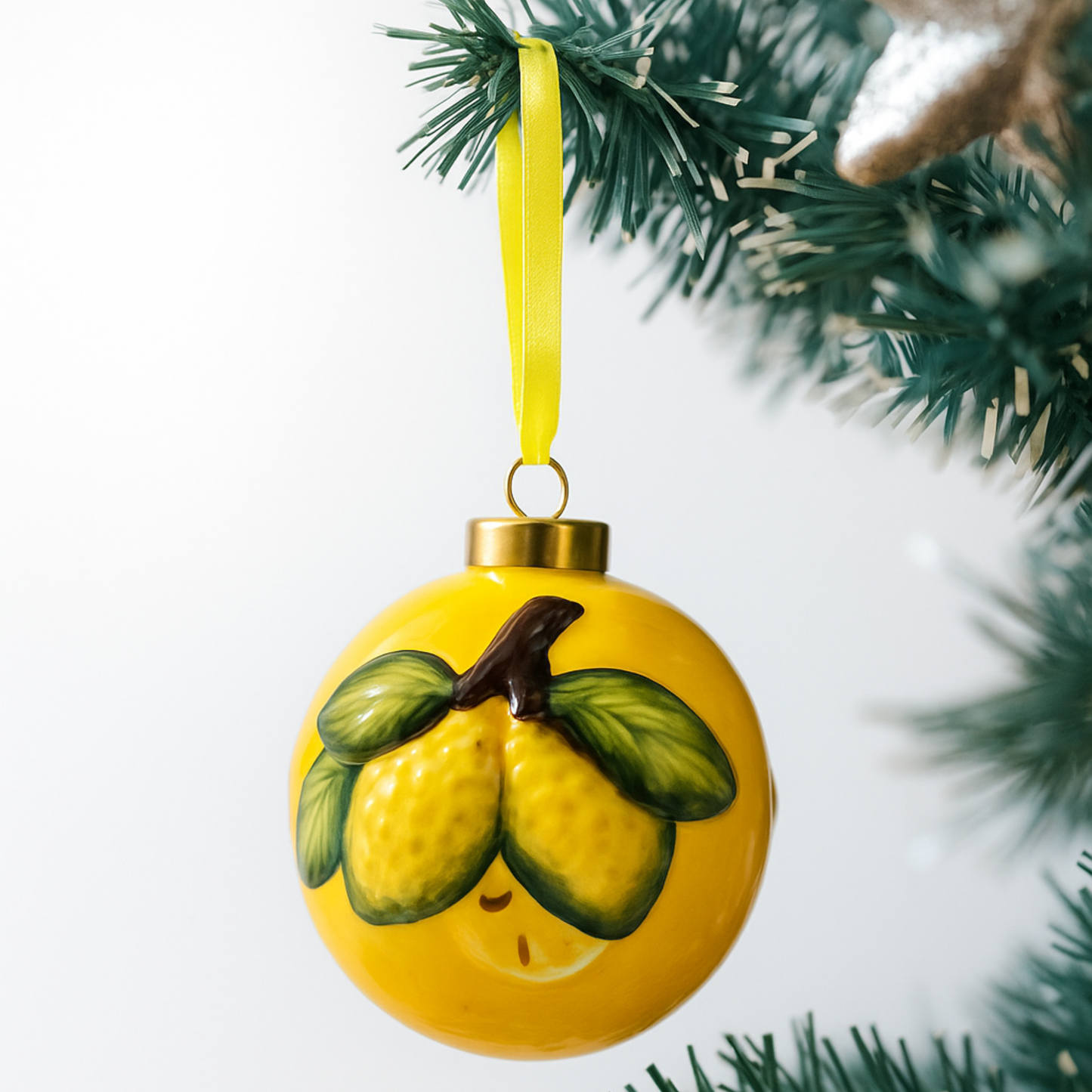 Pallina di Natale in Ceramica Gialla con Limoni 3D - 8,5 cm - SF140