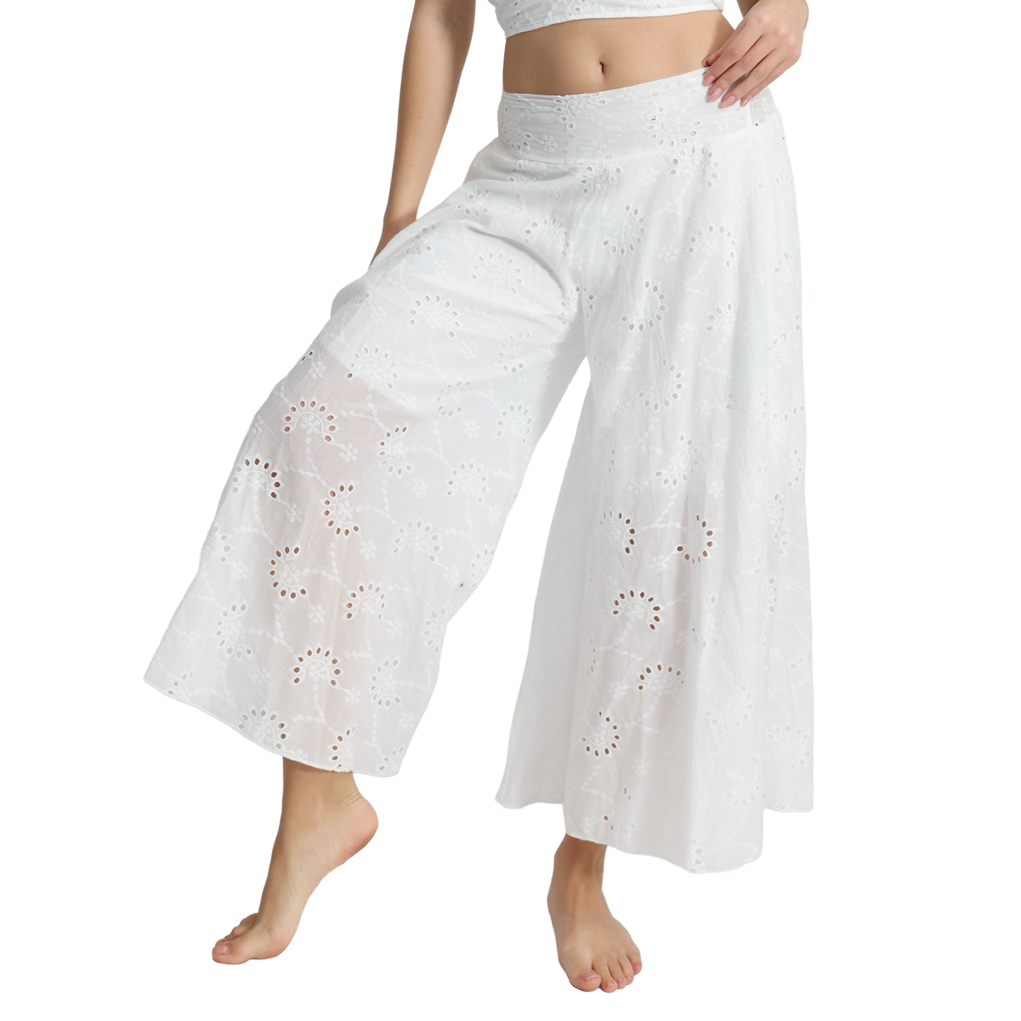 Outfit donna in Pizzo Sangallo top con nodo e pantalone largo - Pantalone VEST 201 + Top VEST200