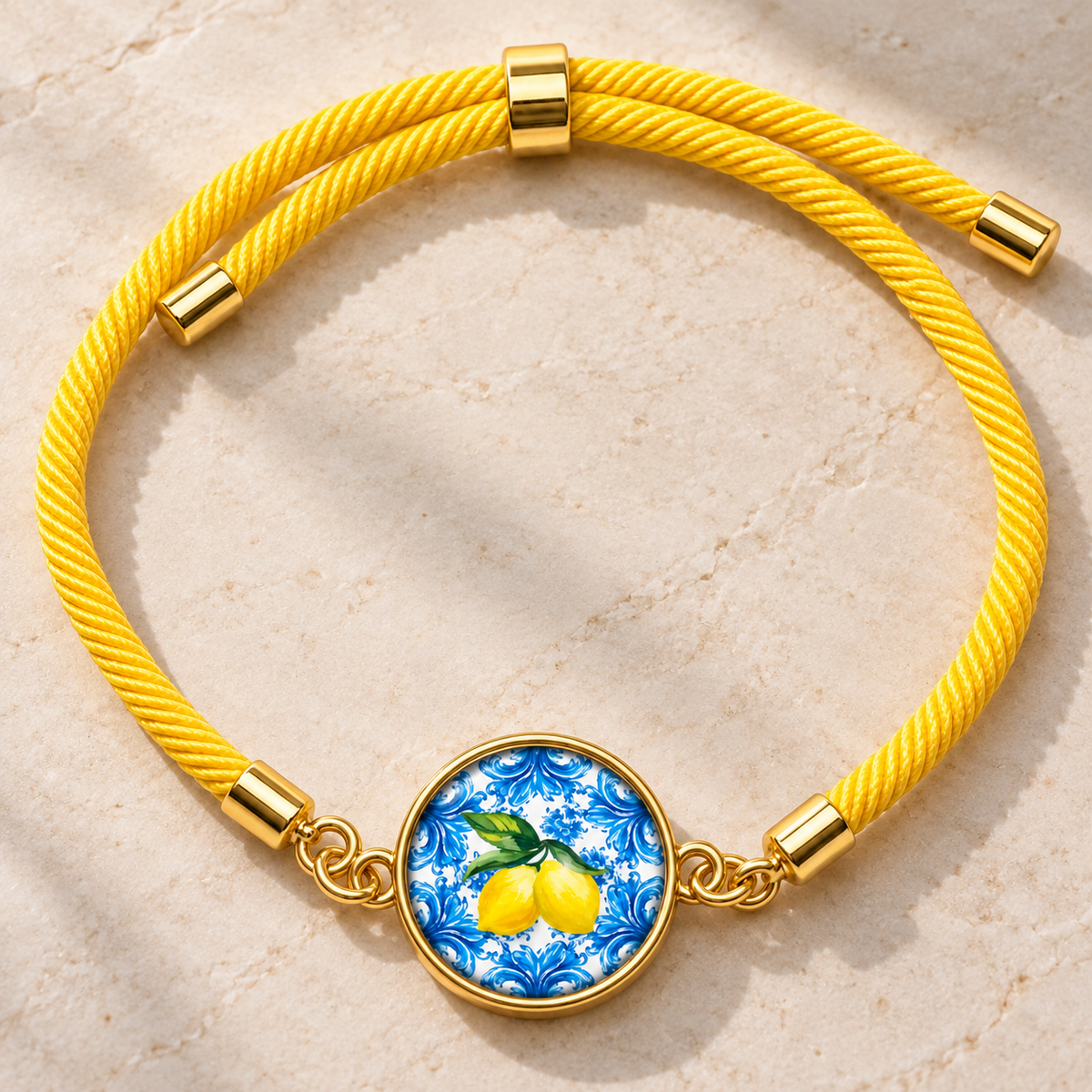 BRC37 – Bracciale con medaglione decorato