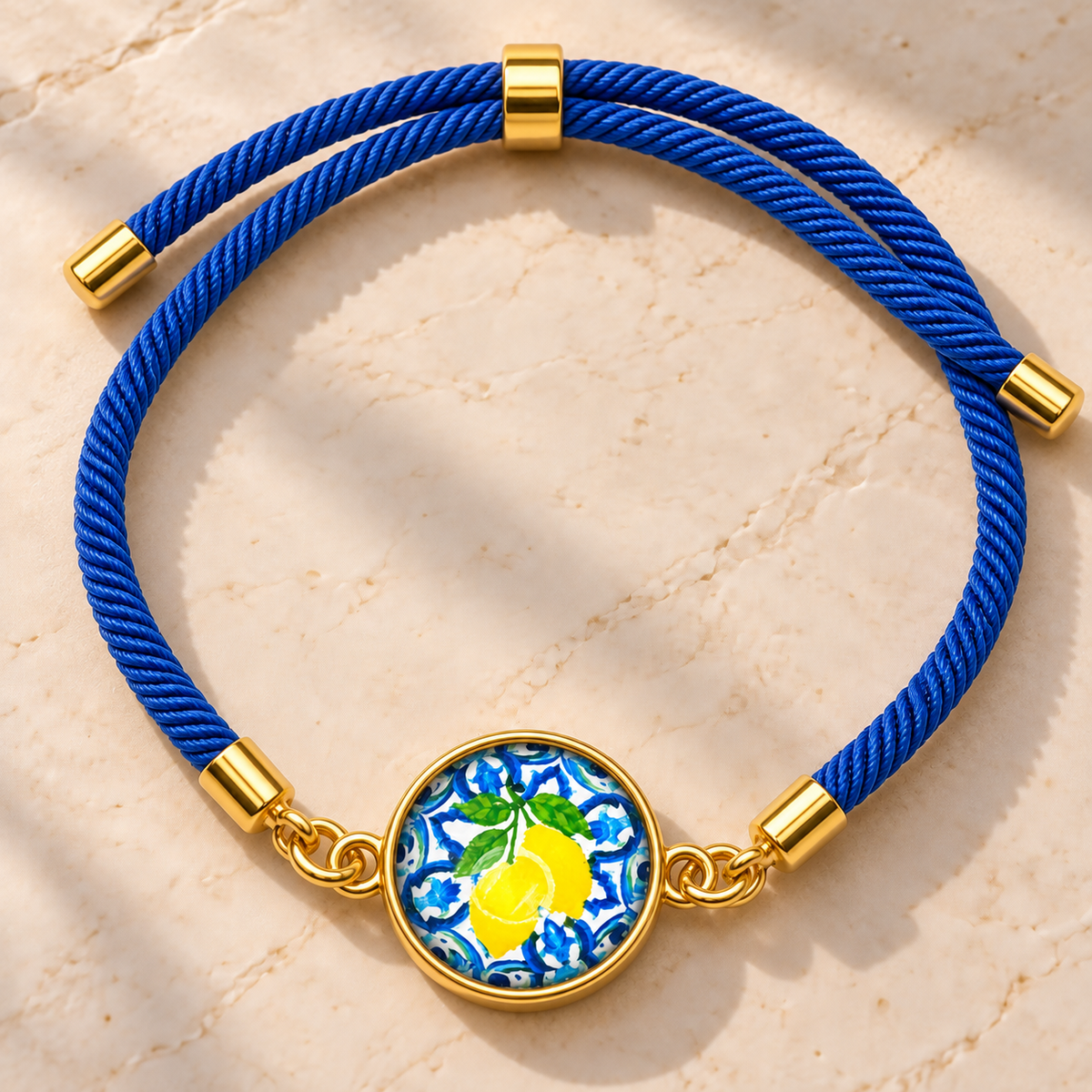 BRC37 – Bracciale con medaglione decorato